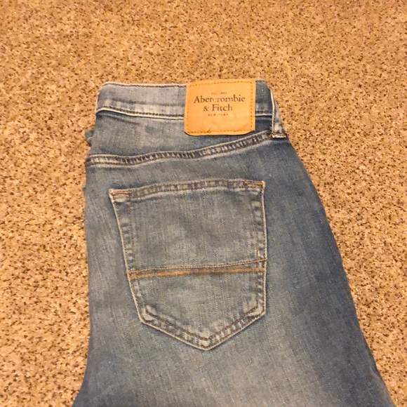 Men’s Abercrombie & Fitch jeans - Picture 3 of 6